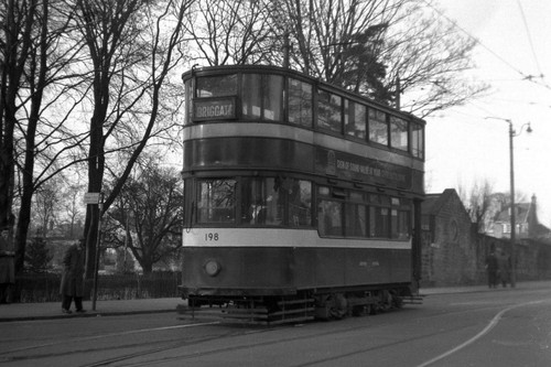 Leeds corporation tramcar 198 - tramcar,