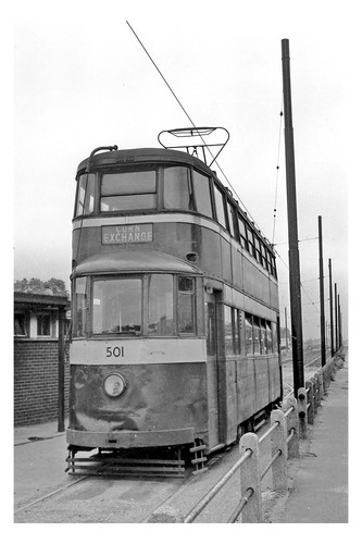 Pu0092 leeds tram 501 at - tram,
