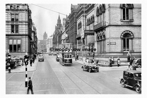 Pt8173 leeds tram on bond - -,